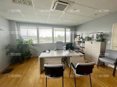 Espace bureau à vendre 544 640 € 237 m² de bureaux Centre Ville-Chenevières-Parc Essey-les-Nancy 54270