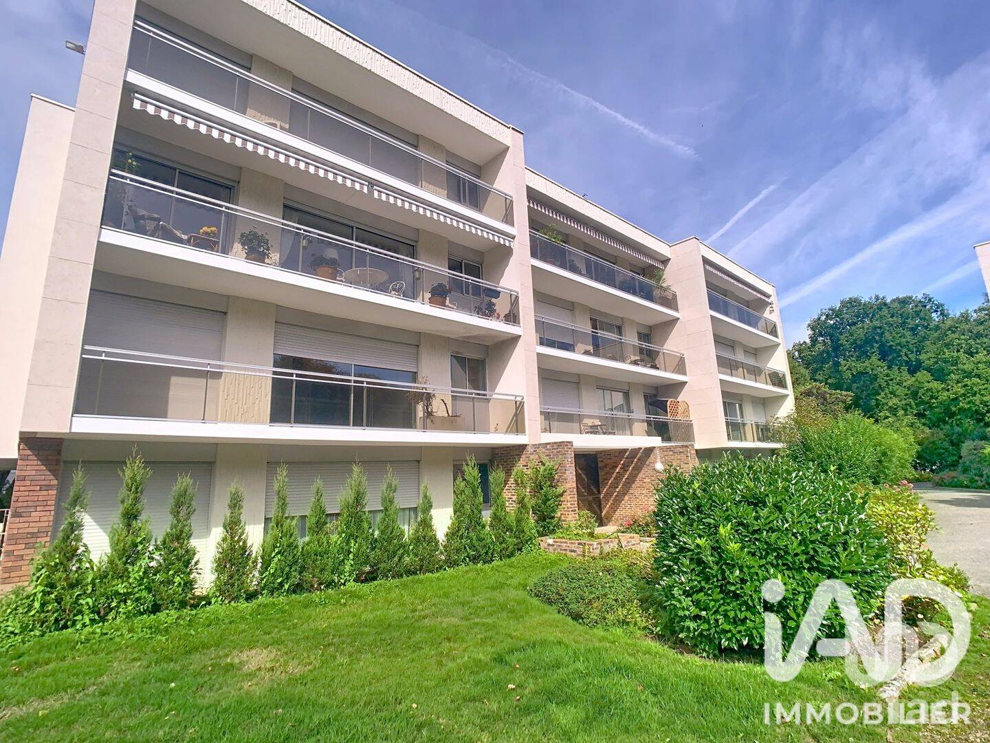 Appartement 3 pièces 91 m² · à Vaucresson · 91,4 m² · 2 160 €