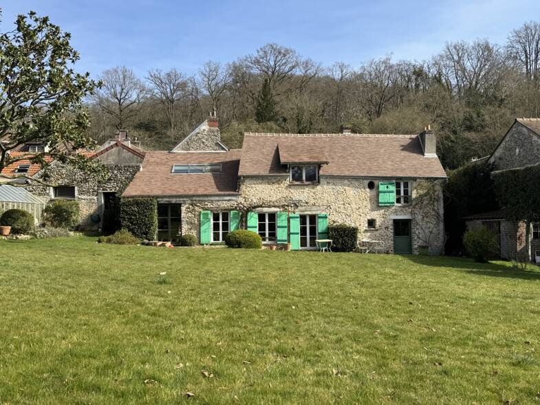 Maison à vendre 760 000 € 8 pièces 5 chambres 228 m² 1 677 m² de terrain Neauphle le Chateau 78640