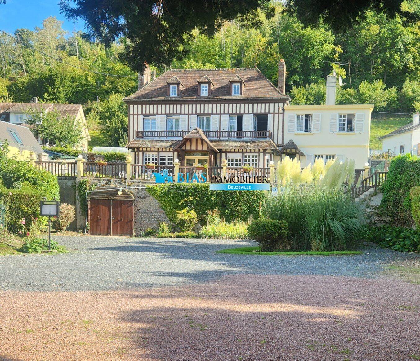 Maison 10 pièces 240 m² · à Honfleur · 239,5 m² · 399 000 €