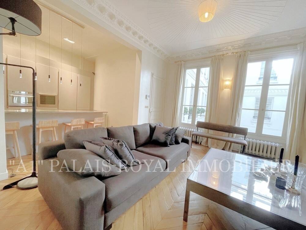 Appartement 2 pièces 64 m² · à Paris 1er Arrondissement · 63,7 m² · 3 900 €/mois