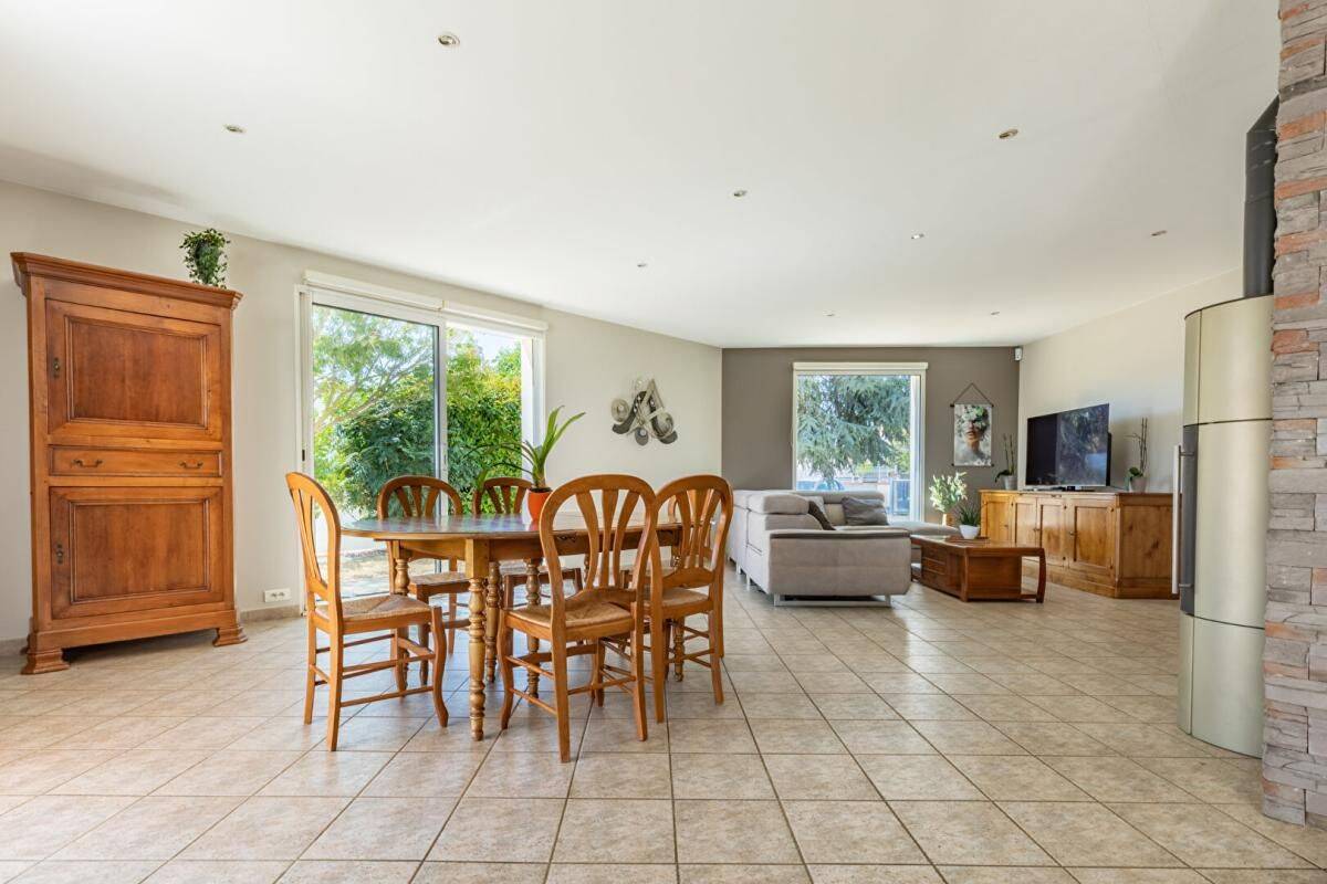 Maison 6 pièces 178 m² · à Mouzillon · 177,9 m² · 430 500 €