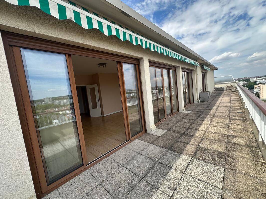Appartement 6 pièces 166 m² · à Reims · 166 m² · 349 000 €