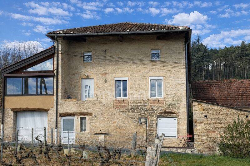 Maison 5 pièces 106 m² · à Viré · 106 m² · 209 000 €