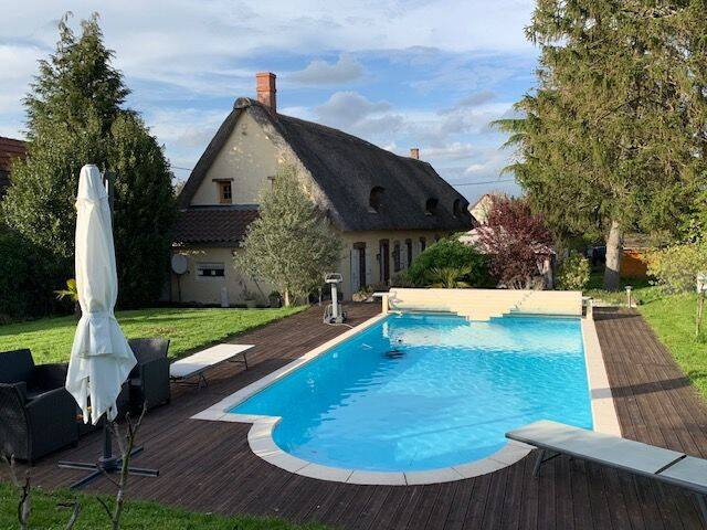 Maison 8 pièces 221 m² · à Épernon · 221 m² · 317 000 €