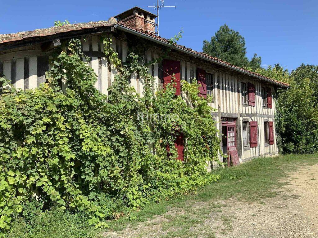 Maison 5 pièces 147 m² · à Sabres · 147 m² · 156 000 €