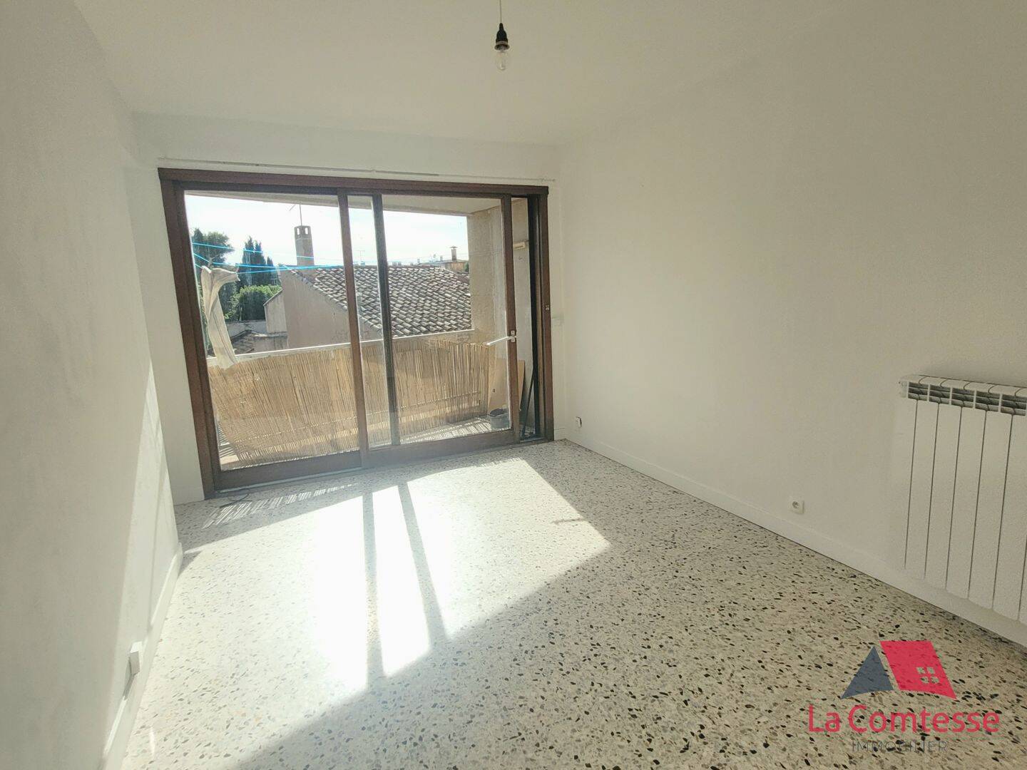 Appartement 1 pièce 27 m² · à Aix-en-Provence · 26,5 m² · 572 €