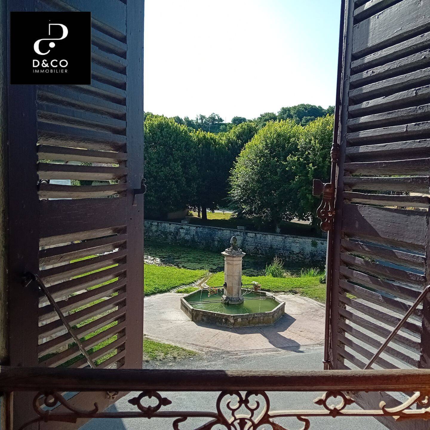 Maison 6 pièces 180 m² · à Tournus · 180 m² · 170 000 €