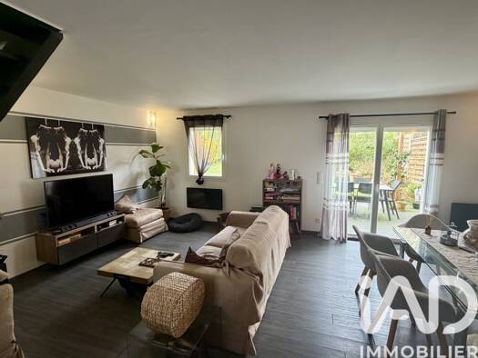 Maison de ville à vendre 149 900 € 4 pièces 2 chambres 80 m² 200 m² de terrain Foch Ruelle-sur-Touvre 16600