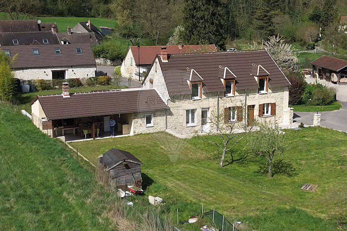 Maison 6 pièces 128 m² · à Senlis · 128 m² · 410 000 €