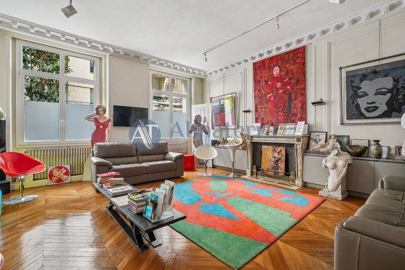 Appartement 10 pièces 254 m² · à Paris 16ème Arrondissement · 254,4 m² · 2 990 000 €