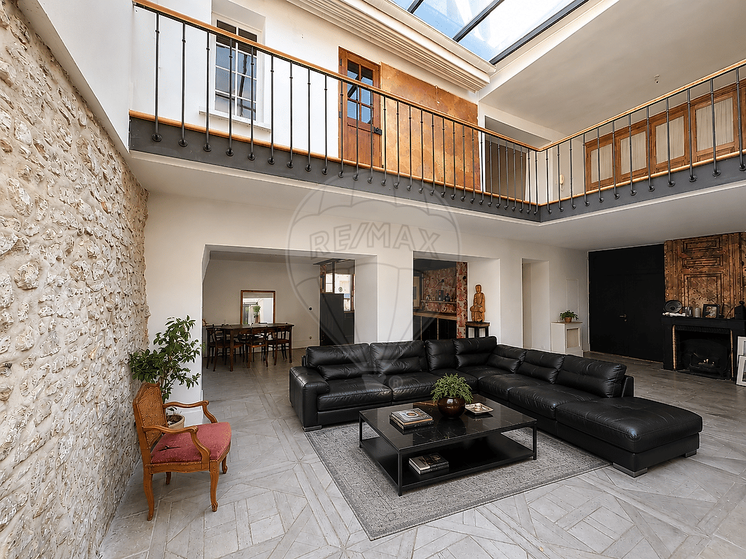 Maison 10 pièces 325 m² · à Senlis · 325 m² · 1 285 000 €