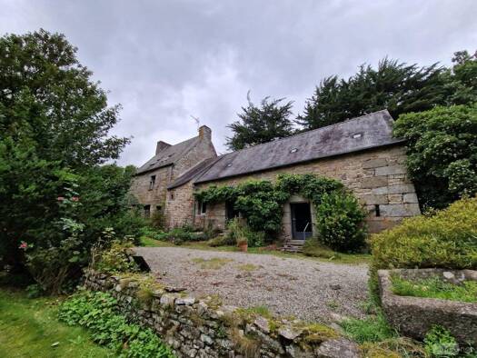 Maison à vendre 420 000 € 11 pièces 9 chambres 315,9 m² 7 476 m² de terrain Canihuel 22480