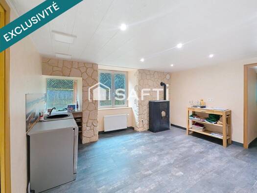 Ferme à vendre 315 000 € 8 pièces 6 chambres 204 m² 3 150 m² de terrain Châlonvillars 70400