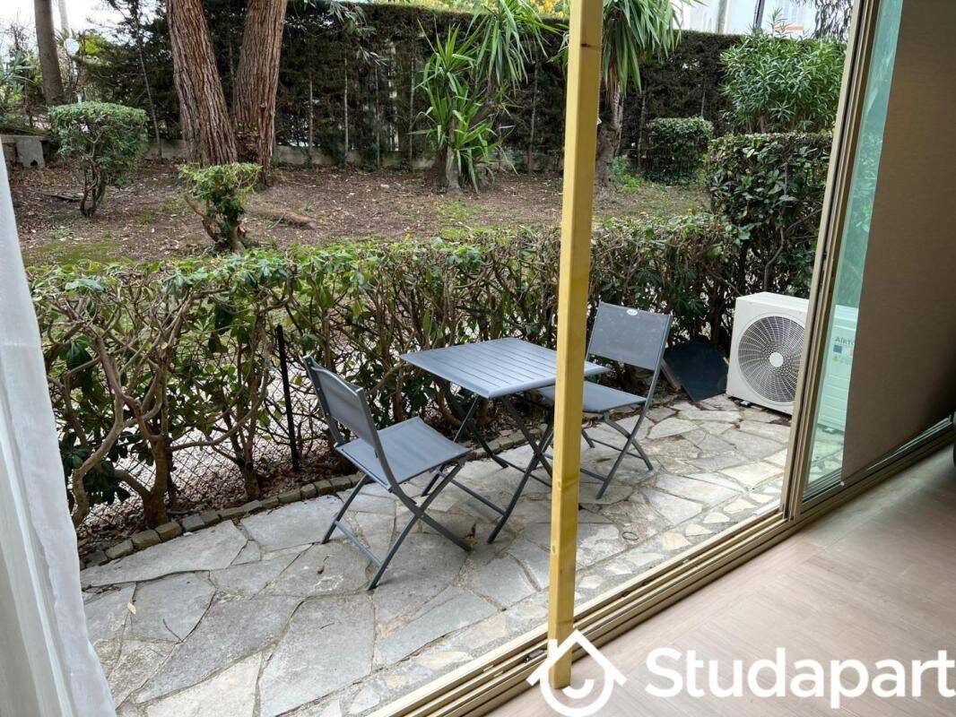 Appartement 1 pièce 35 m² · à Cannes · 35 m² · 890 €