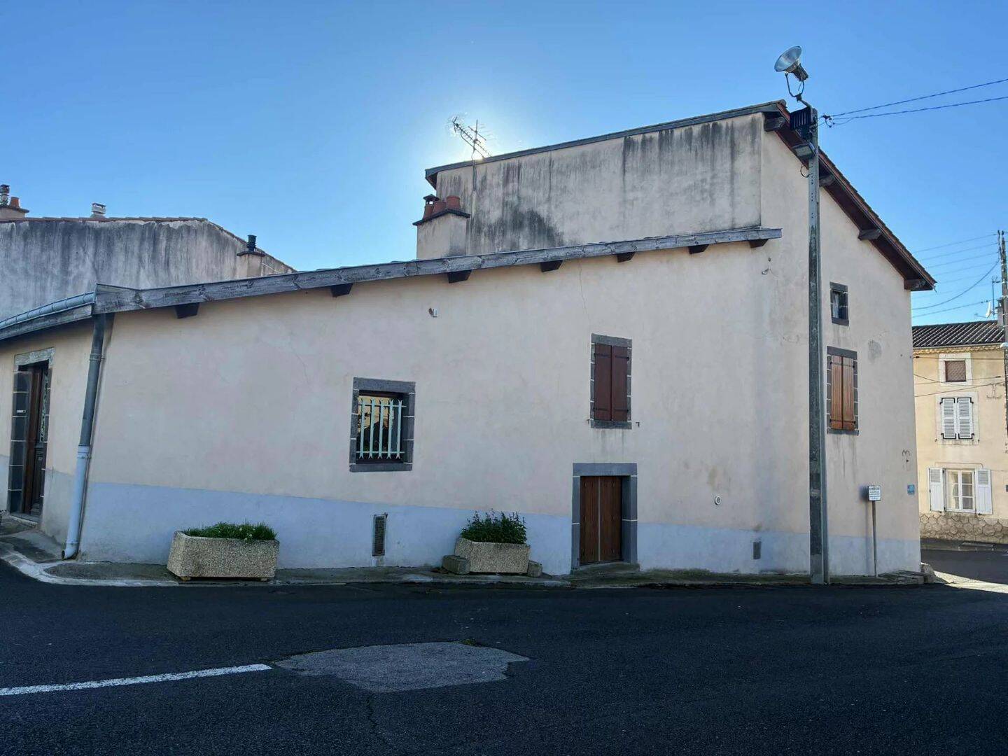 Maison 214 m² · à Pont-du-Château · 214 m² · 299 000 €
