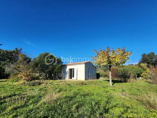 Maison à vendre 850 000 € 5 pièces 3 chambres 140 m² Puyvert 84160