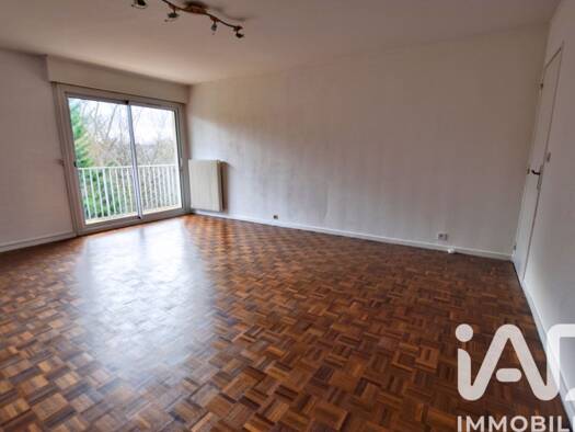 Appartement à vendre 147 000 € 3 pièces 2 chambres 84 m² Étage 5/6 Artistes Lyriques-La Theuillerie Ris-Orangis 91130