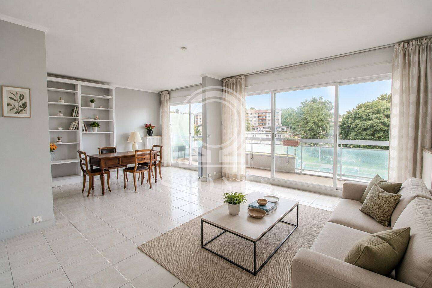 Appartement 5 pièces 103 m² · à La Celle-Saint-Cloud · 102,7 m² · 335 000 €