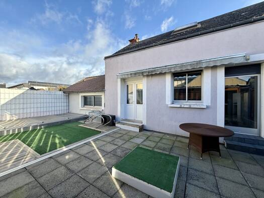 Immeuble à vendre 215 000 € 161 m² Montargis 45200