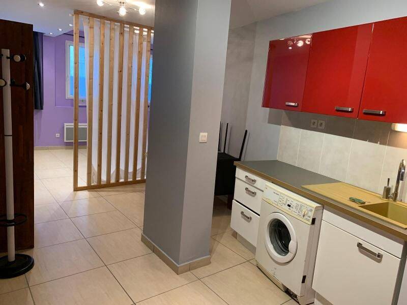 Appartement 1 pièce 33 m² · à Grenoble · 32,7 m² · 550 €