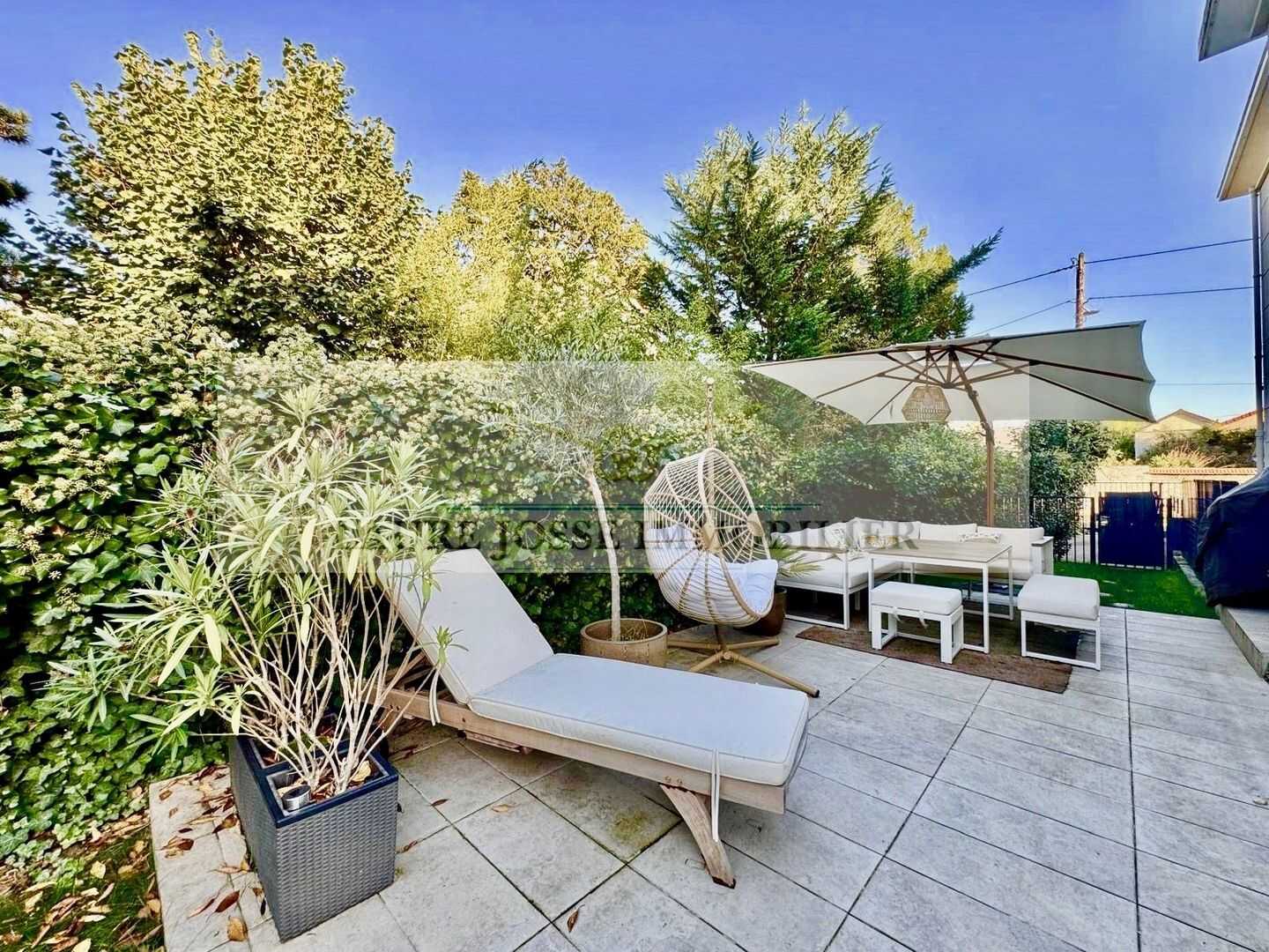 Appartement 5 pièces 100 m² · à Chatou · 100 m² · 599 000 €