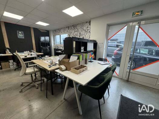 Local commercial à vendre 283 500 € 140 m² de surface de vente Cité Bon Air-Centre Marles-les-Mines 62540