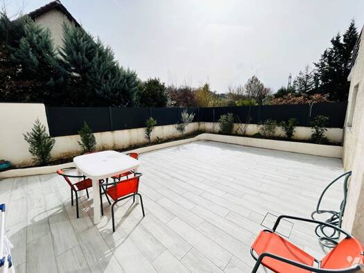 Appartement à vendre 315 000 € 3 pièces 2 chambres 75 m² RDC/1 Eybens 38320