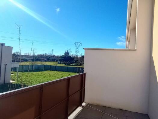 Duplex à vendre 241 740 € 3 pièces 2 chambres 61,7 m² Étage 1/1 Roques 31120