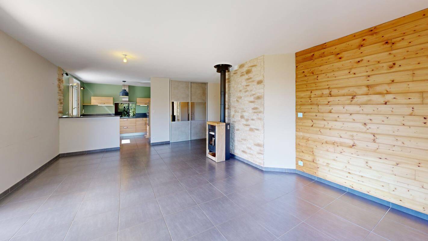 Maison 5 pièces 117 m² · à Sainte-Radegonde · 117,1 m² · 1 200 €/mois