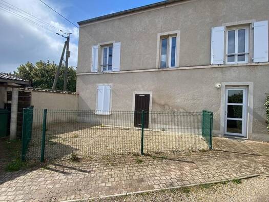 Appartement à vendre 128 000 € 2 pièces 1 chambre 44,8 m² RDC Centre-Entre Deux Gares Mantes-la-Ville 78711