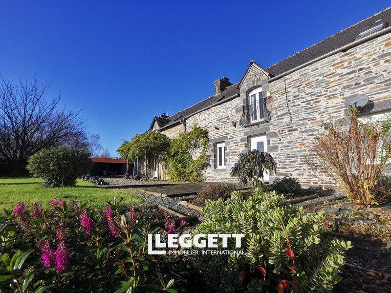 Maison 8 pièces 230 m² · à La Gacilly · 230 m² · 344 500 €