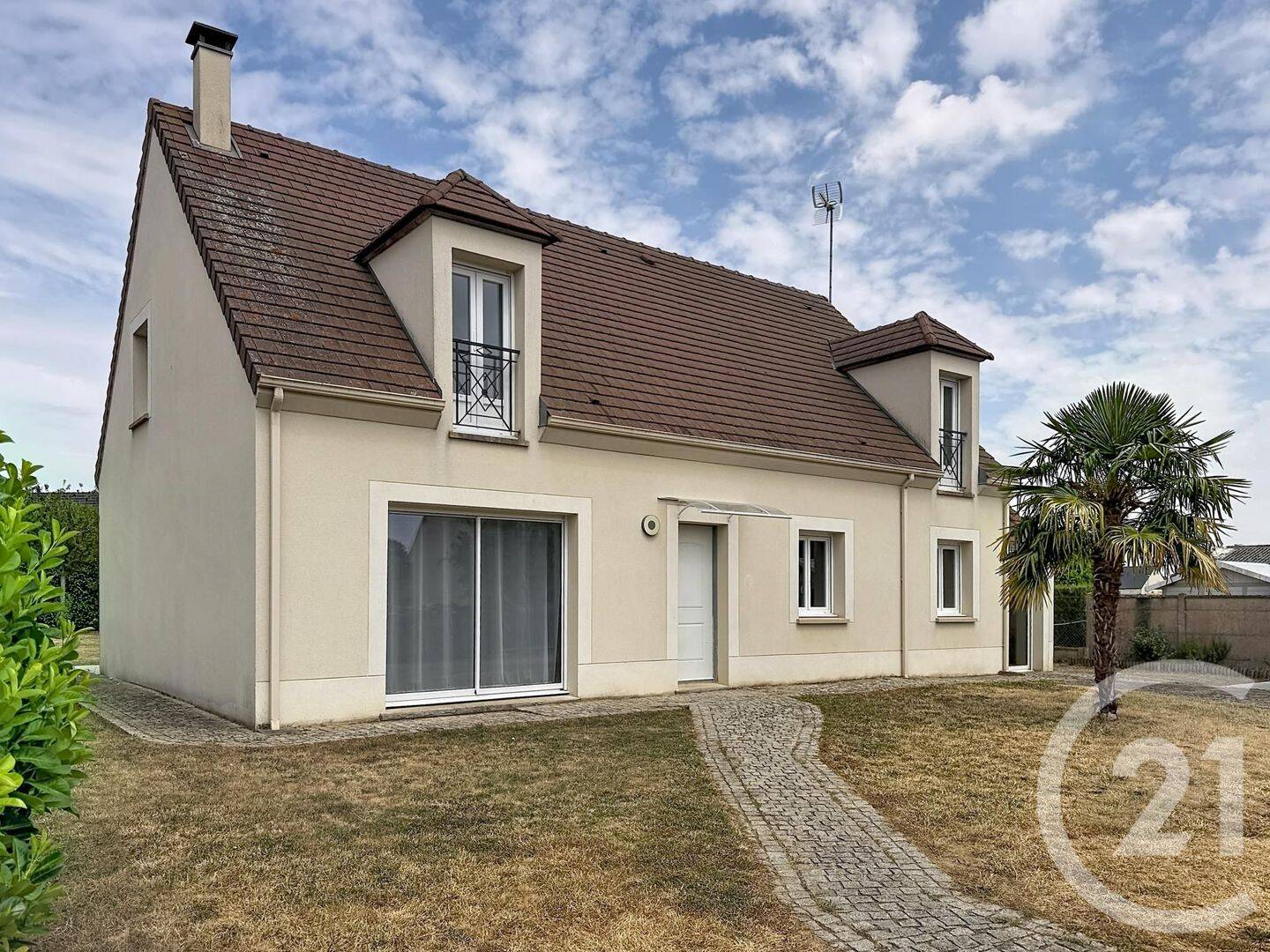 Maison 8 pièces 189 m² · à Chartres · 189,4 m² · 359 000 €