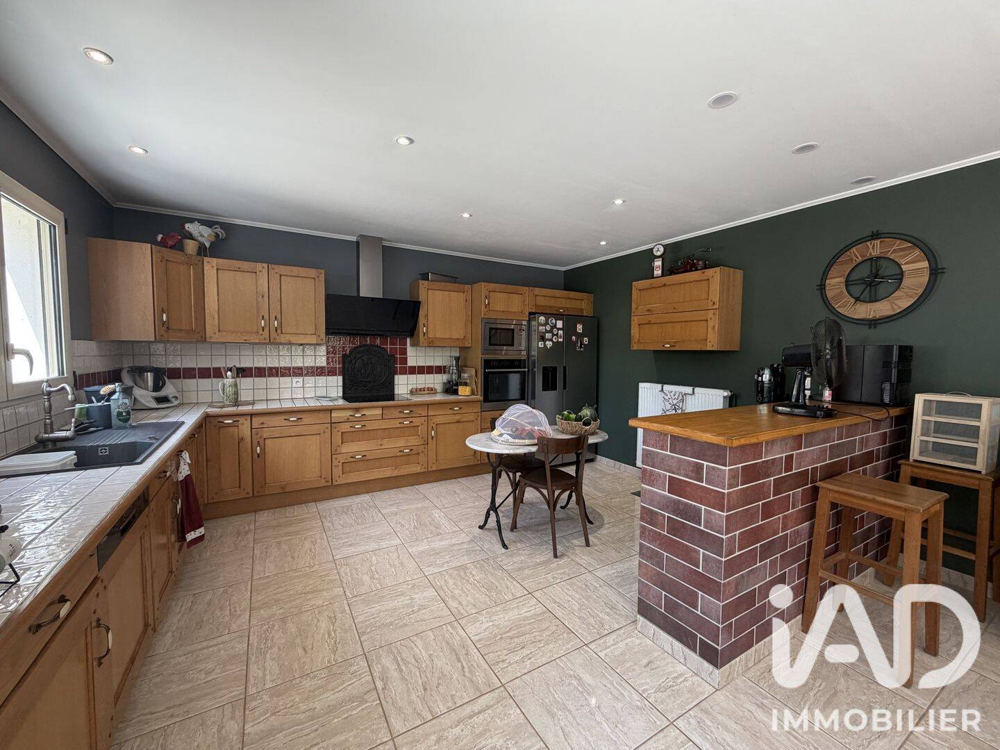 Maison 5 pièces 148 m² · à Villeneuve-la-Guyard · 148 m² · 279 900 €