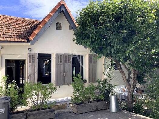 Maison de plain-pied à vendre 499 000 € 4 pièces 3 chambres 76 m² 288 m² de terrain Saint Julien Marseille 12ème arrondissement 13012