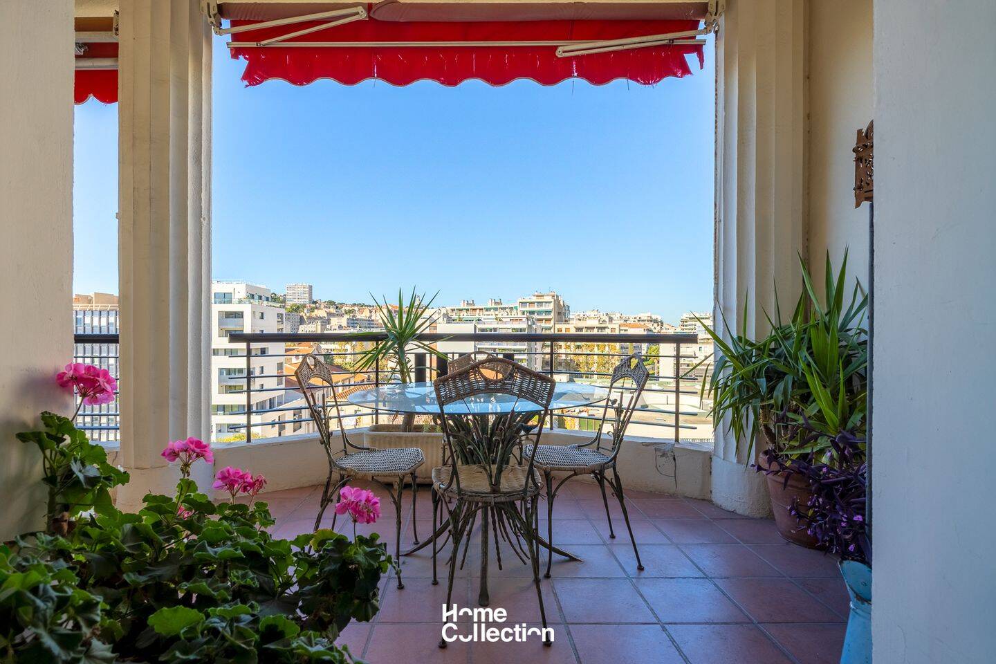 Appartement 4 pièces 102 m² · à Marseille 8ème Arrondissement · 102 m² · 495 000 €