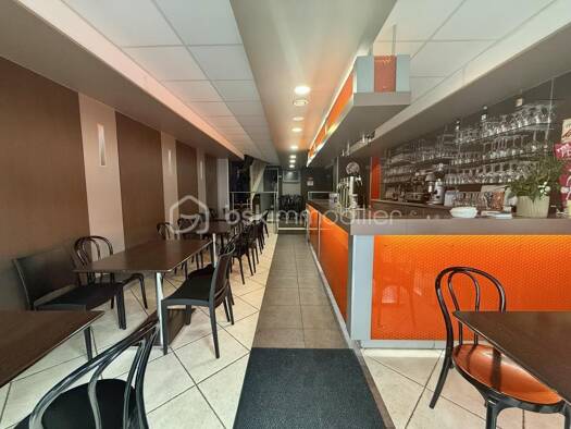 Immeuble à vendre 385 000 € 195,4 m² Sud Wormhout 59470