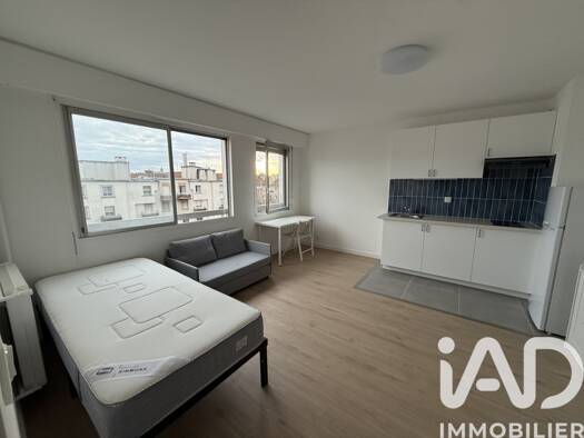 Appartement à louer 1 100 € 1 pièce 25 m² Étage 8/6 Dispensaire Montrouge 92120