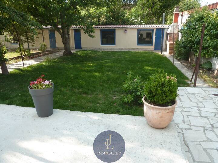 Maison 5 pièces 97 m² · à Vaujours · 97 m² · 335 000 €