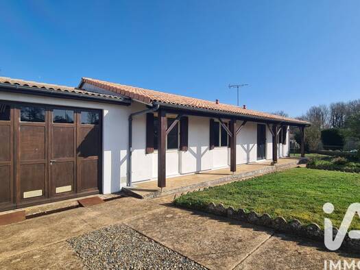 Maison à vendre 150 000 € 6 pièces 5 chambres 104 m² 801 m² de terrain Coulombiers 86600