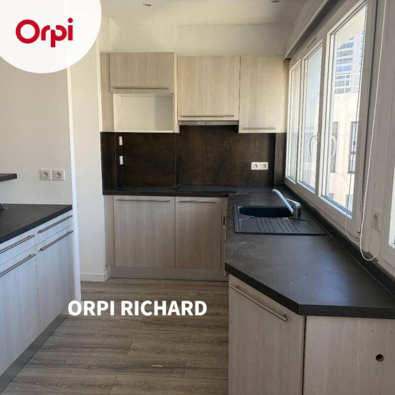 Appartement 2 pièces 47 m² · à Toulon · 47 m² · 720 €