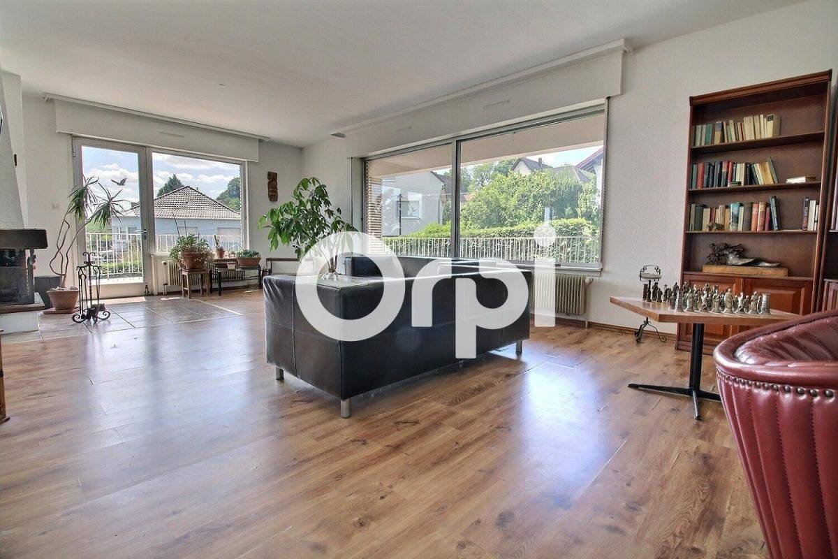 Maison 10 pièces 260 m² · à Reichshoffen · 260 m² · 369 000 €