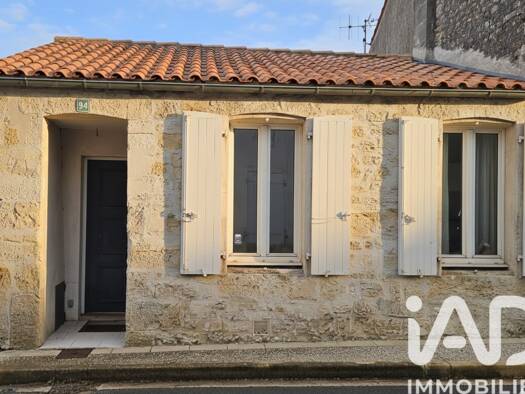 Maison de ville à vendre 208 500 € 4 pièces 3 chambres 112 m² 217 m² de terrain Saint-Agnant 17620