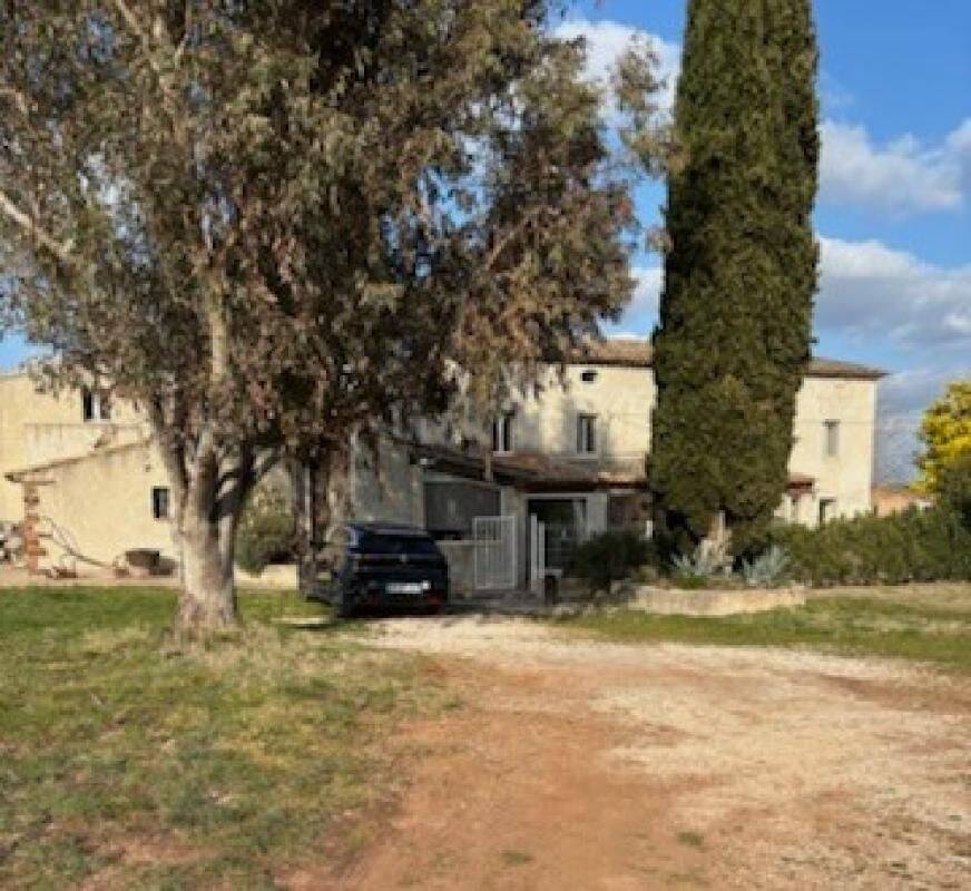 Maison 10 pièces 554 m² · à Le Cannet-des-Maures · 554 m² · 562 500 €
