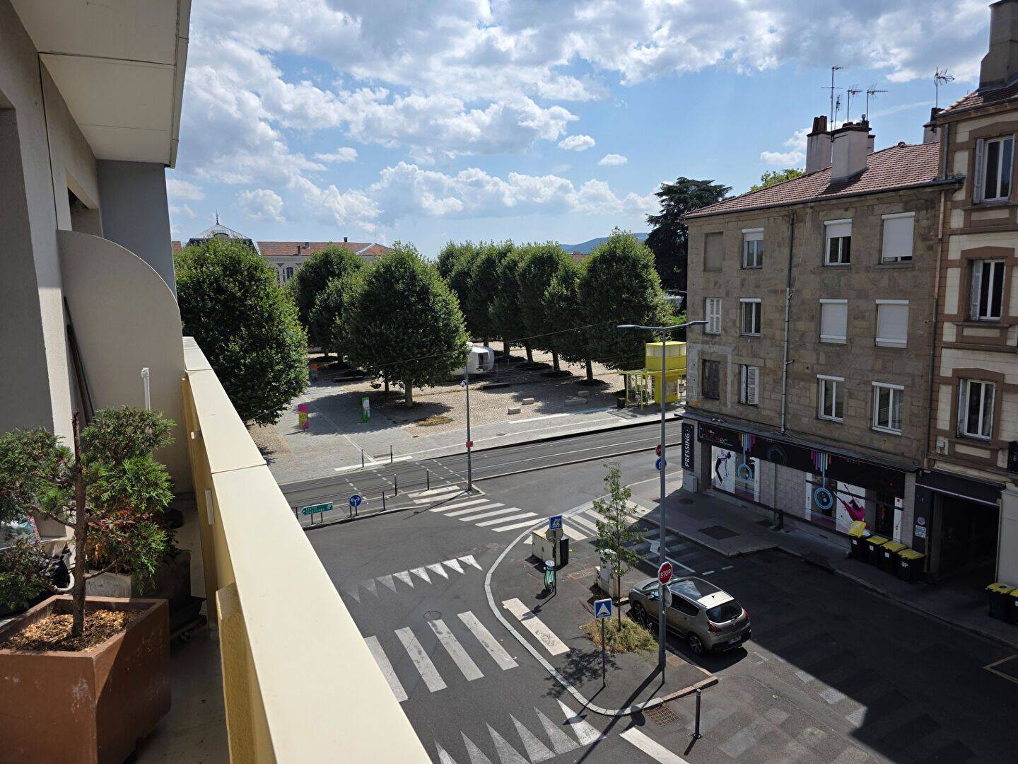 Appartement 2 pièces 60 m² · à Saint-Étienne · 59,7 m² · 670 €