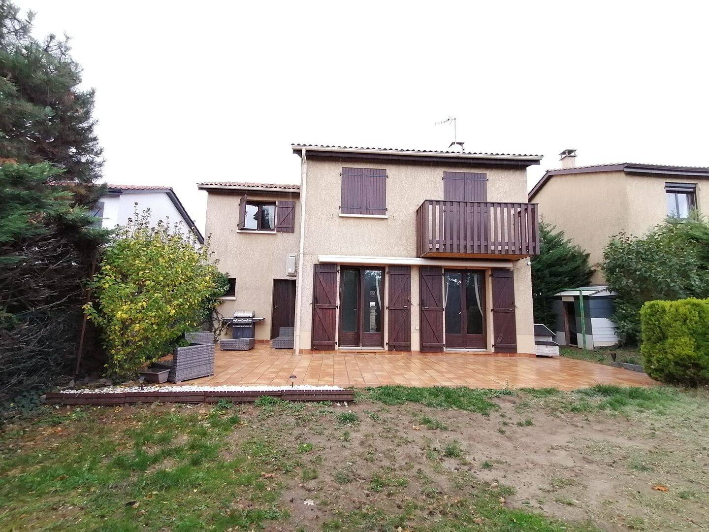 Maison 6 pièces 110 m² · à Chassieu · 110 m² · 1 400 €