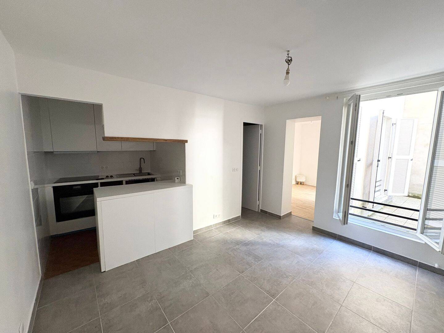 Appartement 2 pièces 27 m² · à Paris 17ème Arrondissement · 27 m² · 252 000 €
