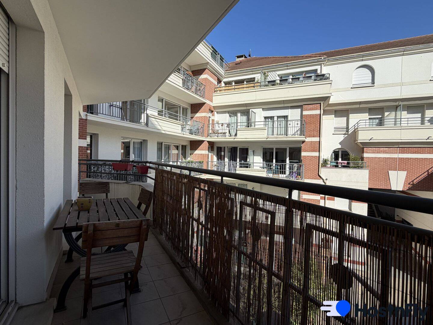 Appartement 4 pièces 80 m² · à Les Lilas · 80 m² · 690 000 €