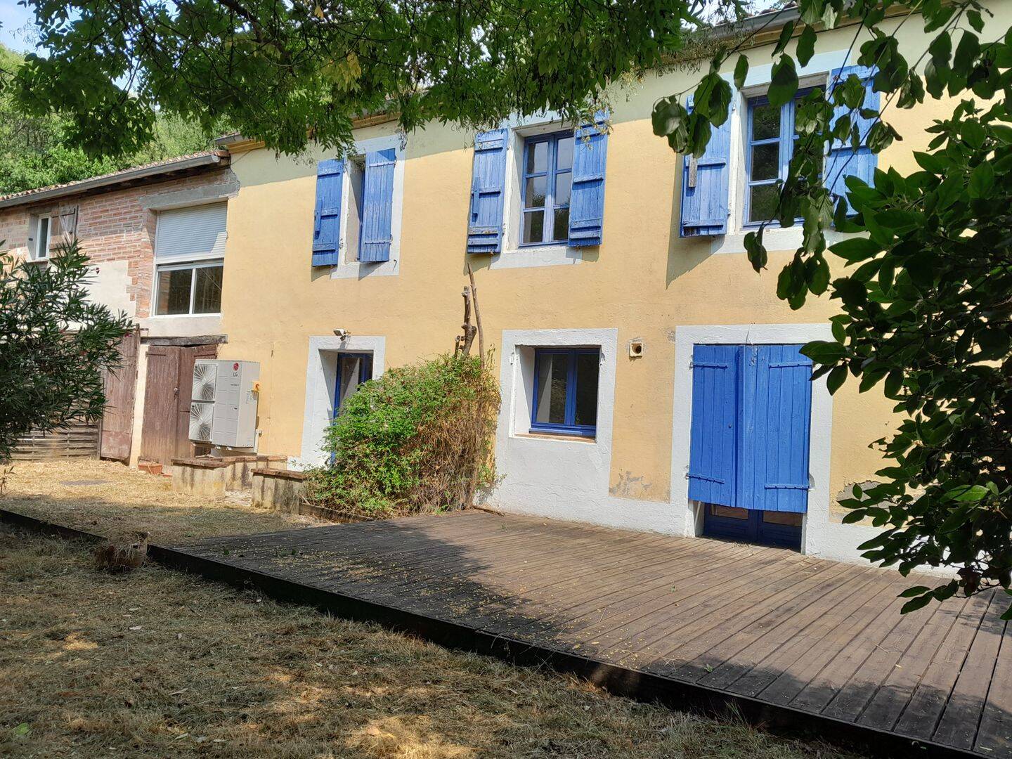 Maison 10 pièces 300 m² · à Moissac · 300 m² · 230 000 €