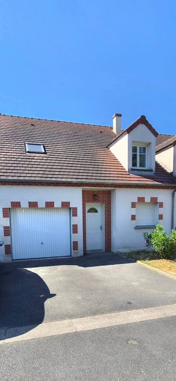 Maison 4 pièces 99 m² · à Ormes · 99 m² · 224 000 €